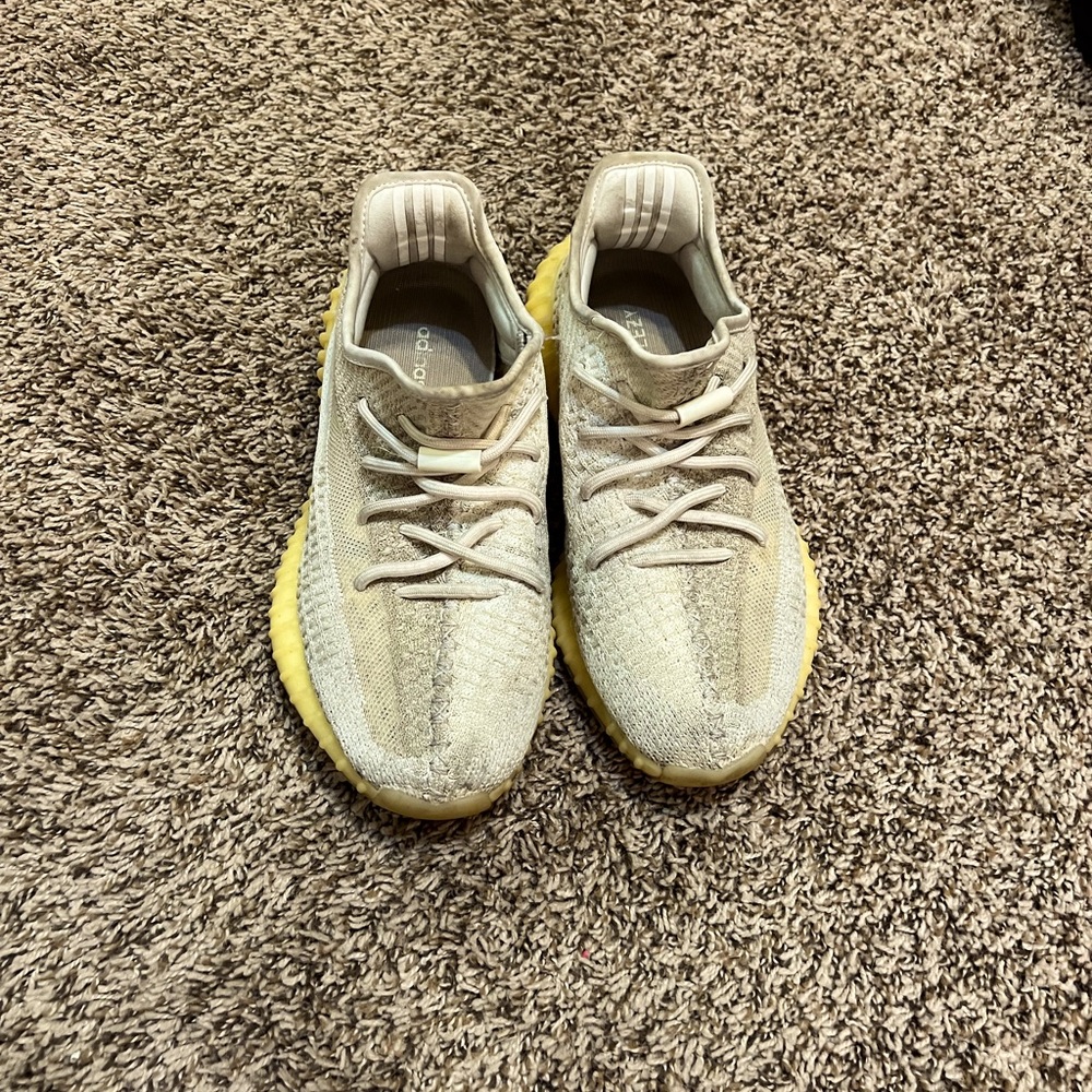 Yeezy sz 7.5 350 v2 natural